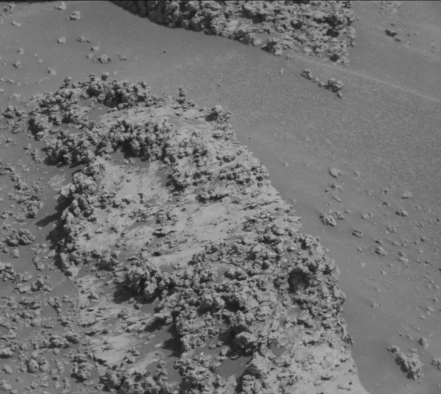 Sol 3197: Mast Camera (Mastcam)