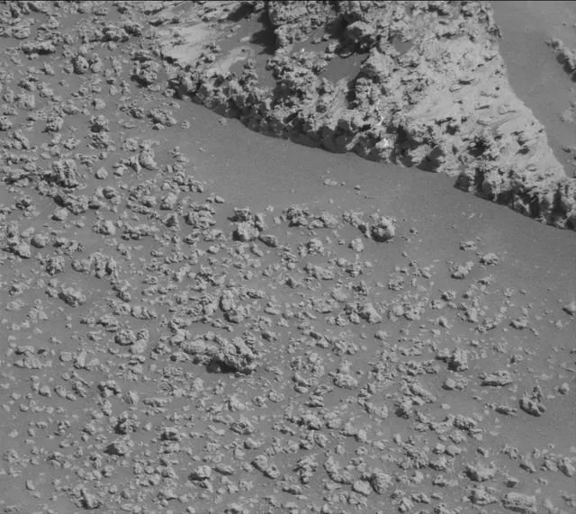 Sol 3197: Mast Camera (Mastcam)