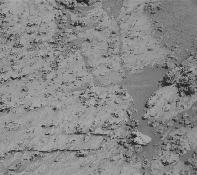 Sol 3197: Mast Camera (Mastcam)