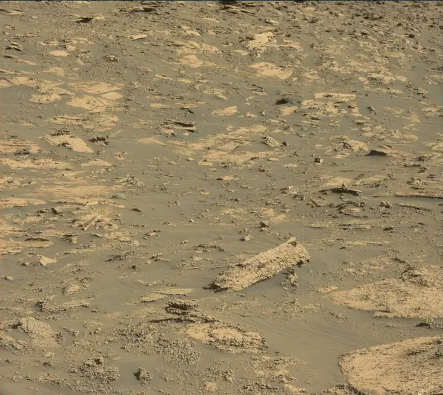 Sol 3199: Mast Camera (Mastcam)