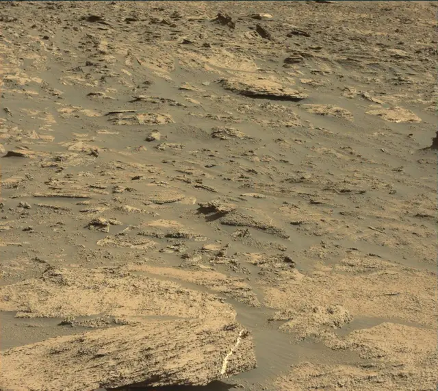 Sol 3199: Mast Camera (Mastcam)