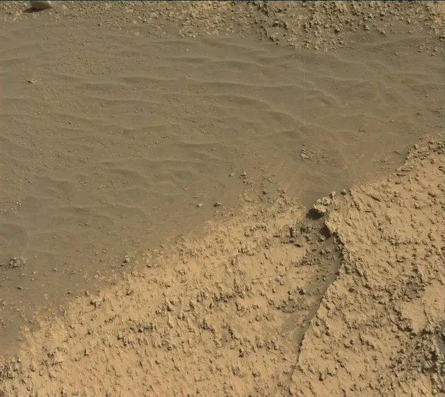 Sol 3199: Mast Camera (Mastcam)