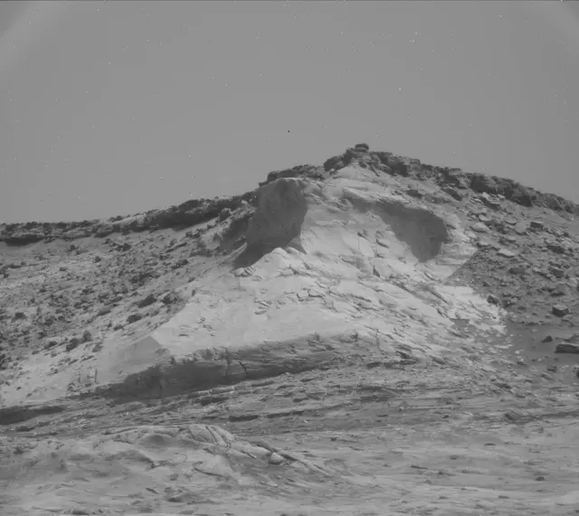 Sol 3199: Mast Camera (Mastcam)