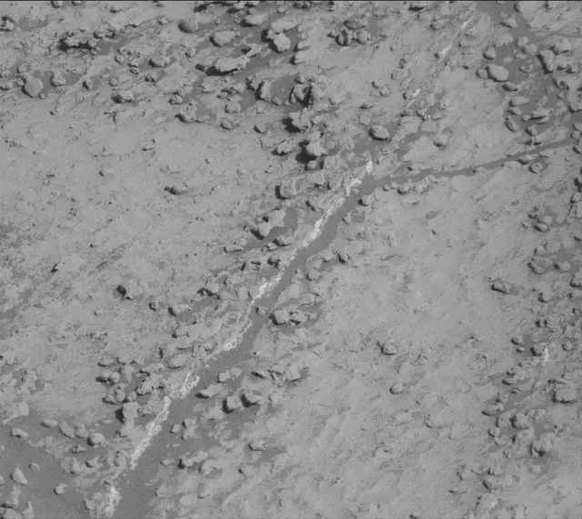 Sol 3199: Mast Camera (Mastcam)