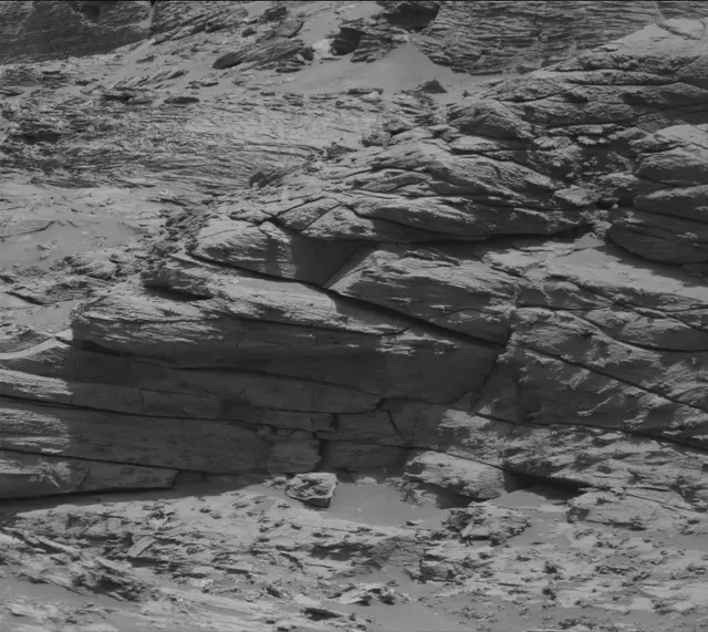 Sol 3199: Mast Camera (Mastcam)