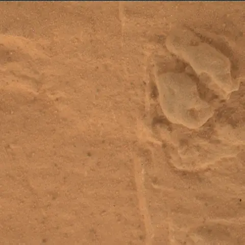 Sol 3199: Mars Hand Lens Imager (MAHLI)