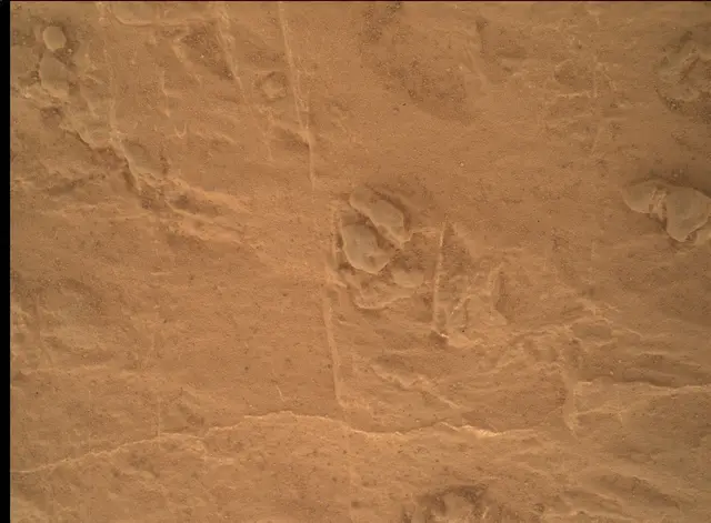 Sol 3199: Mars Hand Lens Imager (MAHLI)