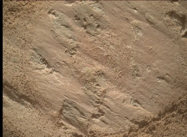 Sol 3201: Mars Hand Lens Imager (MAHLI)