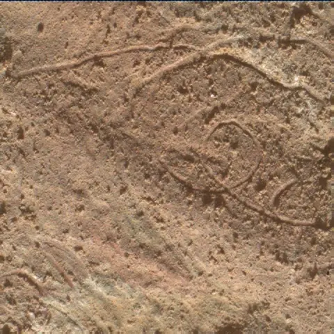Sol 3201: Mars Hand Lens Imager (MAHLI)