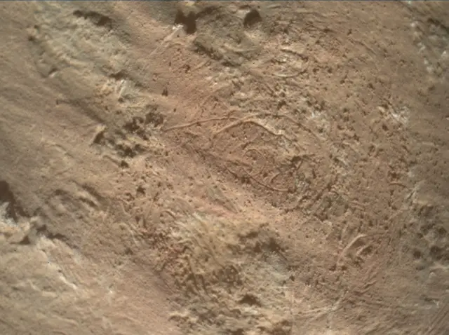 Sol 3201: Mars Hand Lens Imager (MAHLI)
