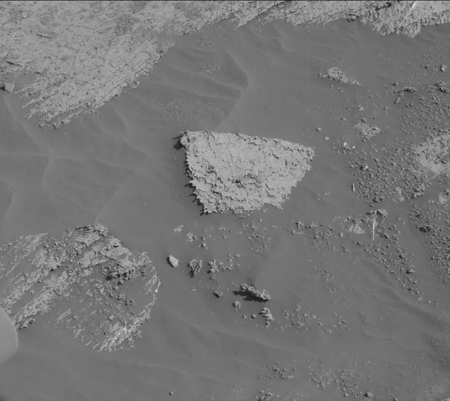 Sol 3202: Mast Camera (Mastcam)