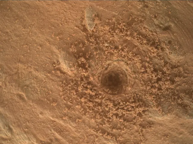 Sol 3203: Mars Hand Lens Imager (MAHLI)