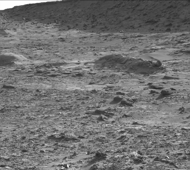 Sol 3204: Mast Camera (Mastcam)