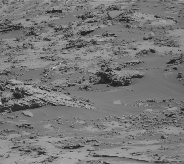 Sol 3204: Mast Camera (Mastcam)