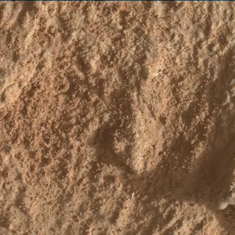 Sol 3205: Mars Hand Lens Imager (MAHLI)