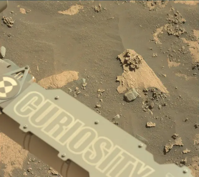 Sol 3206: Mast Camera (Mastcam)