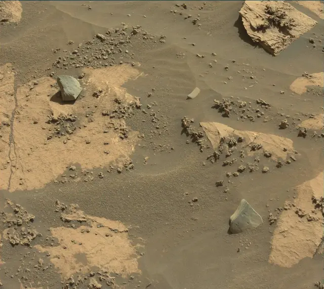 Sol 3206: Mast Camera (Mastcam)