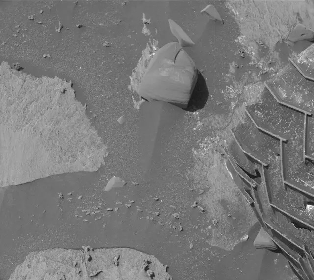 Sol 3208: Mast Camera (Mastcam)