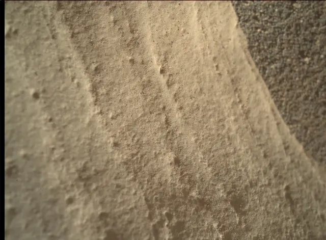 Sol 3208: Mars Hand Lens Imager (MAHLI)