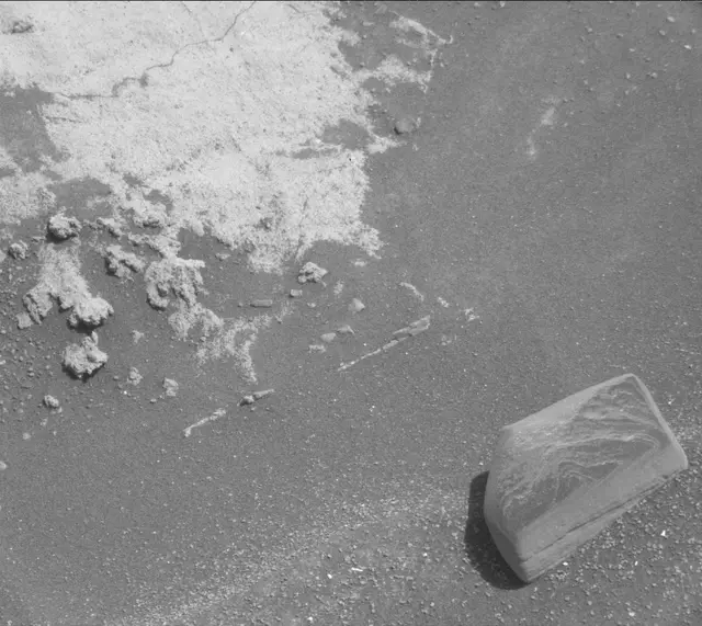 Sol 3209: Mast Camera (Mastcam)