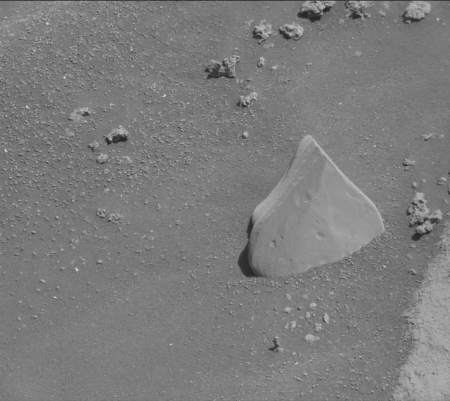 Sol 3209: Mast Camera (Mastcam)