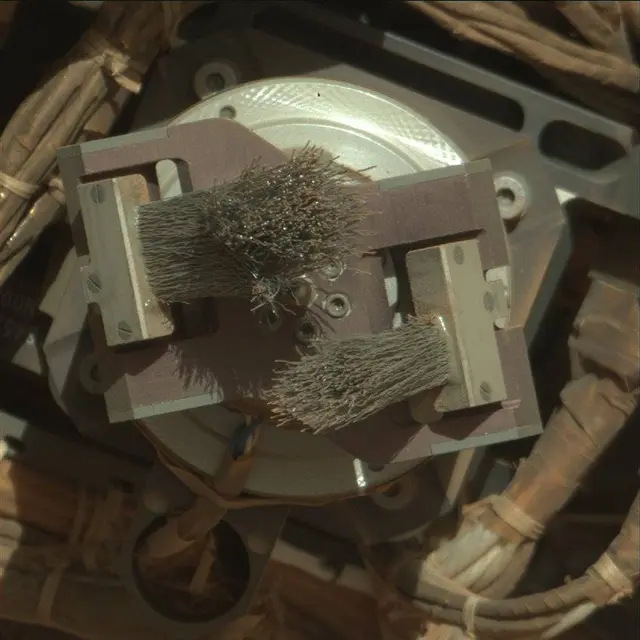 Sol 3210: Mast Camera (Mastcam)