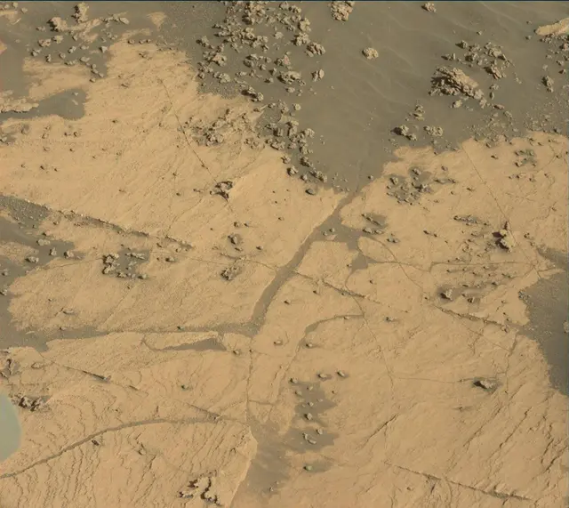 Sol 3211: Mast Camera (Mastcam)