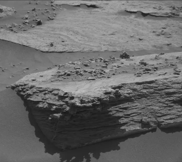 Sol 3211: Mast Camera (Mastcam)