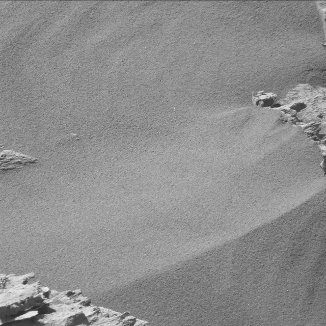 Sol 3211: Mast Camera (Mastcam)
