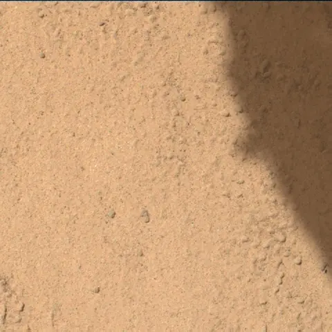 Sol 3212: Mars Hand Lens Imager (MAHLI)