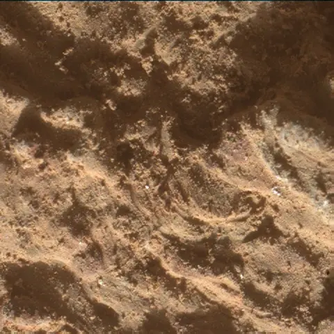 Sol 3214: Mars Hand Lens Imager (MAHLI)