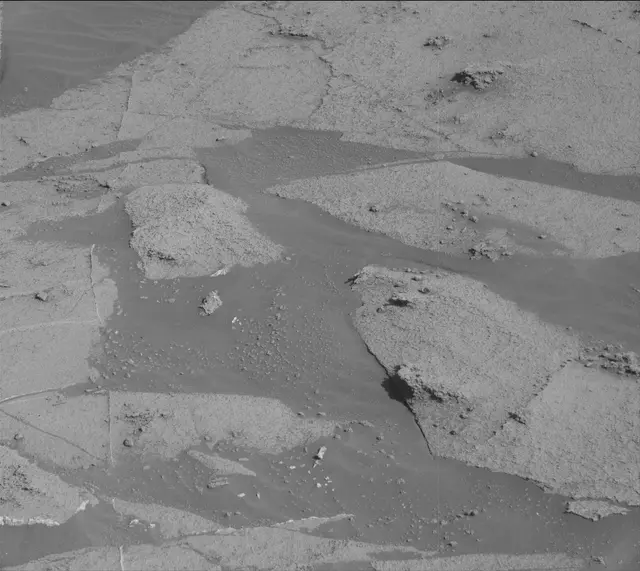 Sol 3216: Mast Camera (Mastcam)