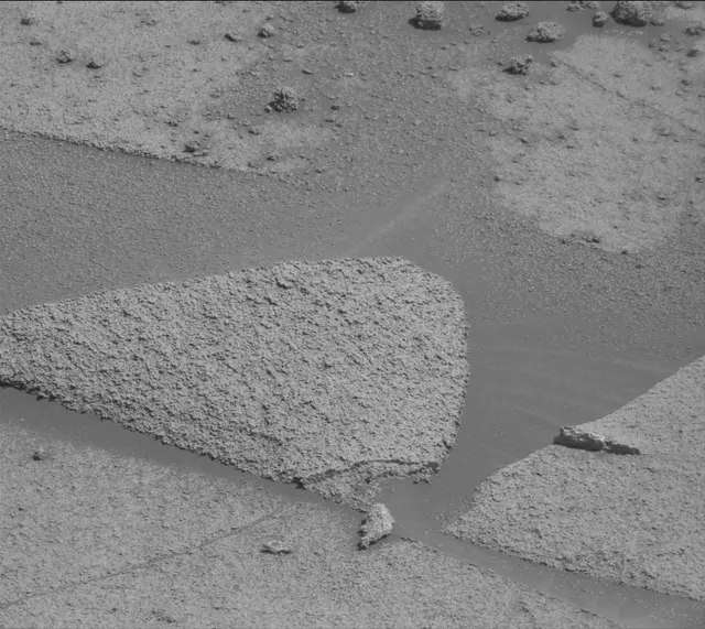 Sol 3221: Mast Camera (Mastcam)