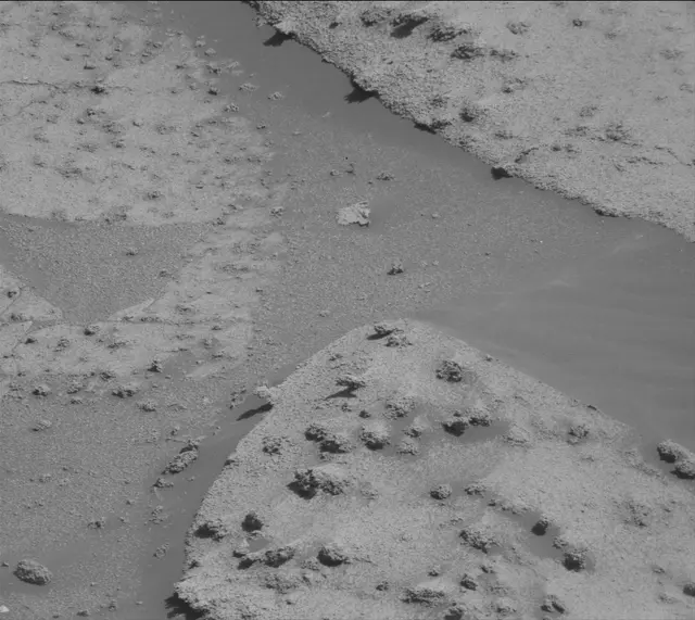Sol 3221: Mast Camera (Mastcam)