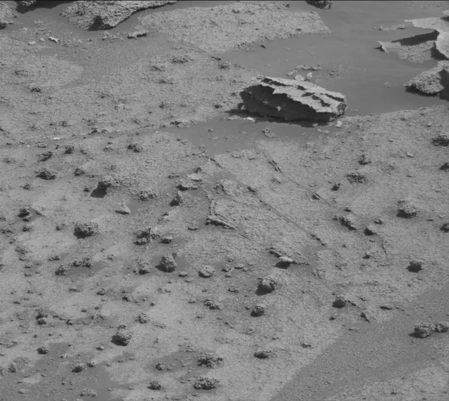 Sol 3221: Mast Camera (Mastcam)