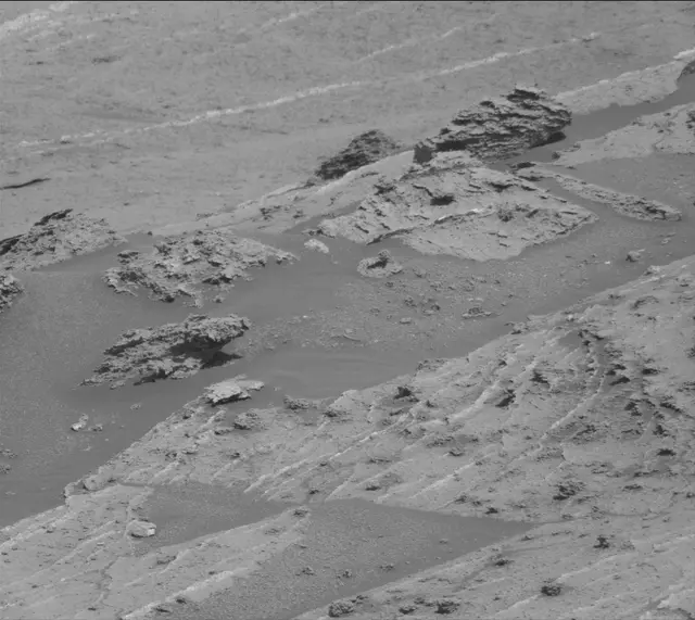 Sol 3221: Mast Camera (Mastcam)