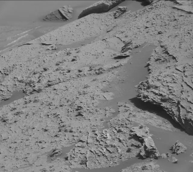 Sol 3221: Mast Camera (Mastcam)