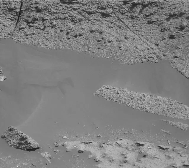 Sol 3221: Mast Camera (Mastcam)