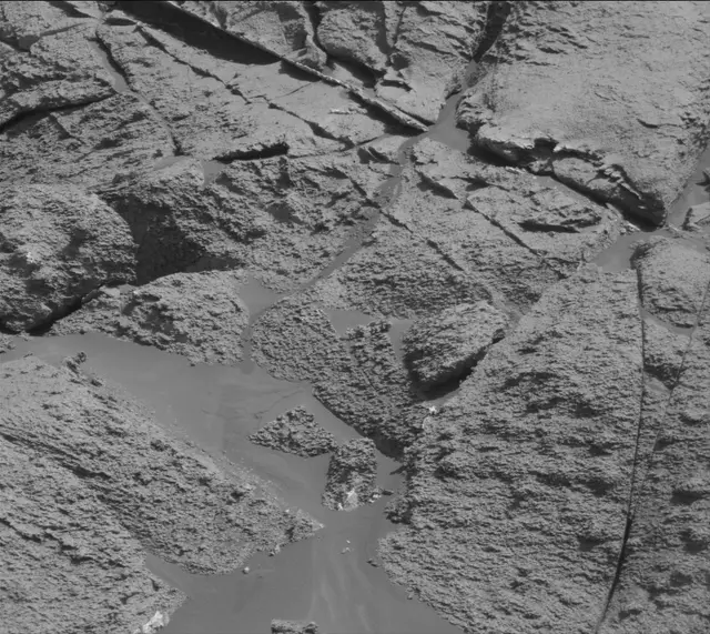 Sol 3221: Mast Camera (Mastcam)