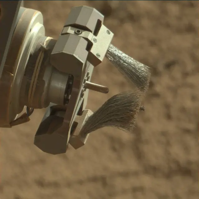 Sol 3221: Mast Camera (Mastcam)
