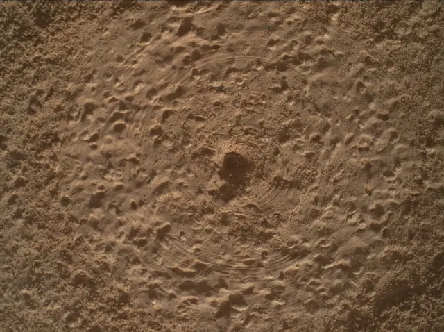 Sol 3221: Mars Hand Lens Imager (MAHLI)