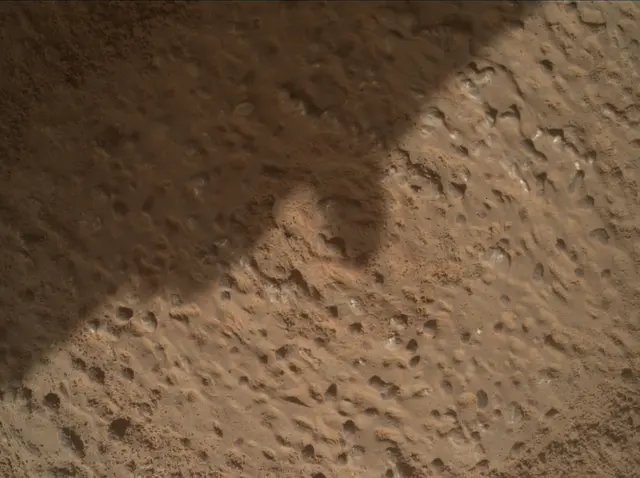 Sol 3224: Mars Hand Lens Imager (MAHLI)