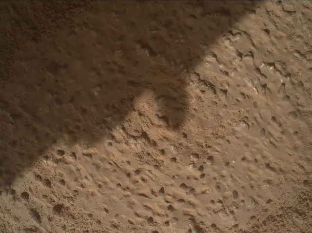 Sol 3224: Mars Hand Lens Imager (MAHLI)