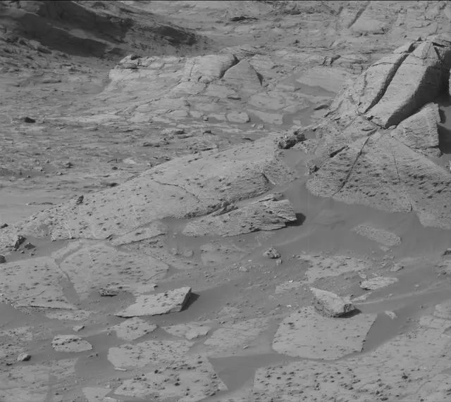 Sol 3225: Mast Camera (Mastcam)