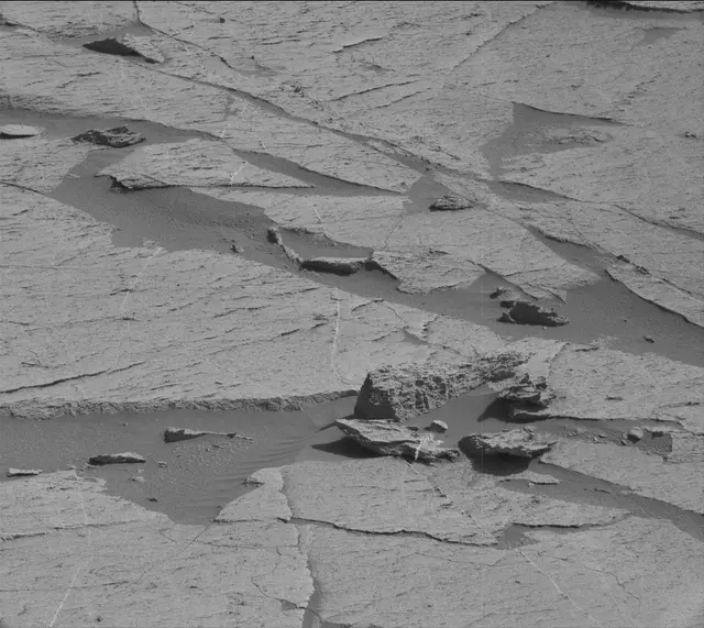 Sol 3225: Mast Camera (Mastcam)