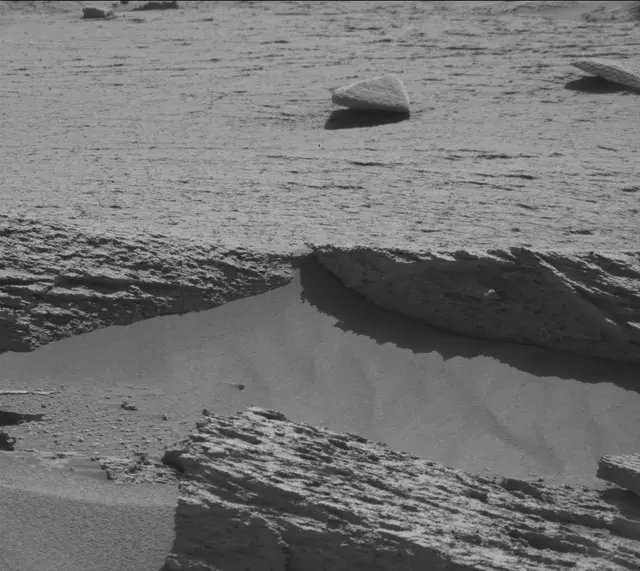 Sol 3232: Mast Camera (Mastcam)