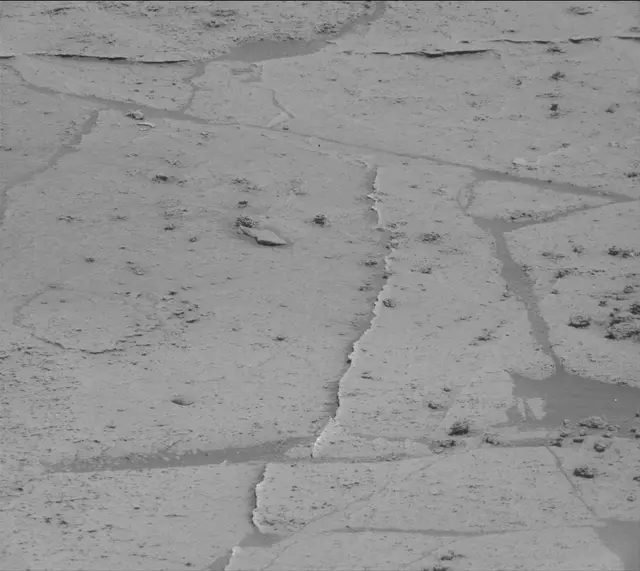 Sol 3238: Mast Camera (Mastcam)