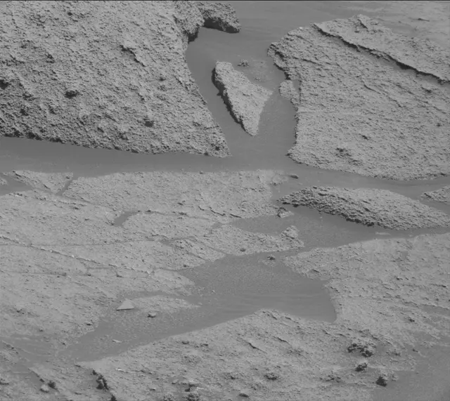 Sol 3238: Mast Camera (Mastcam)