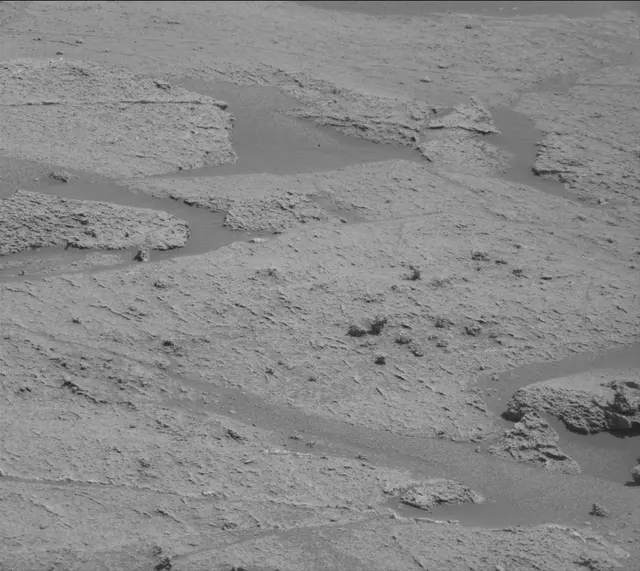 Sol 3238: Mast Camera (Mastcam)