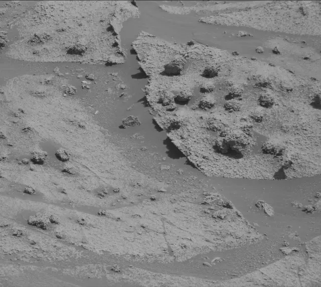 Sol 3238: Mast Camera (Mastcam)